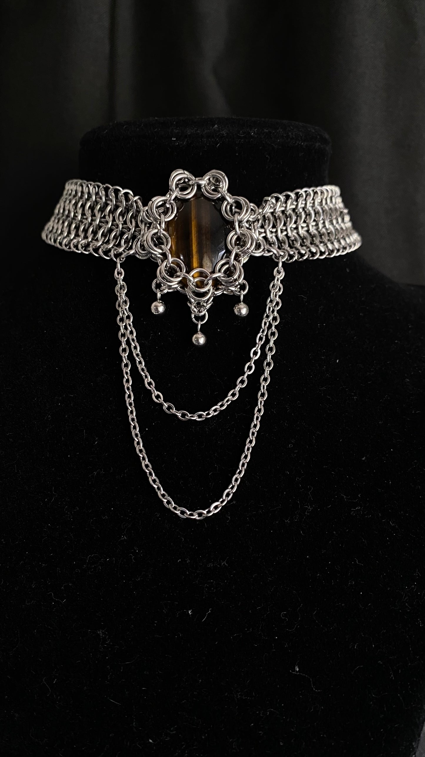 Tiger’s Eye Chainmail Choker