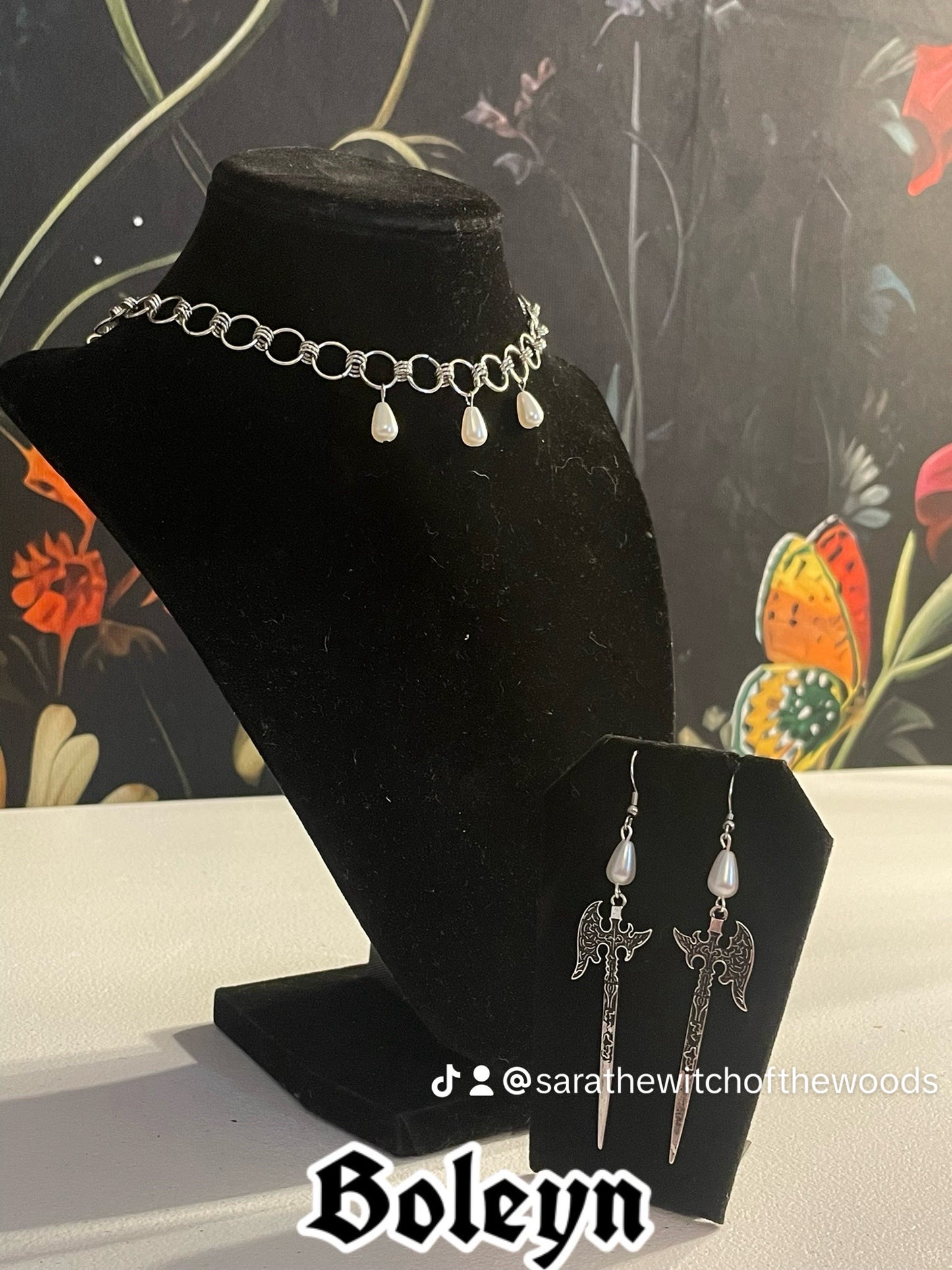 Boleyn Necklace