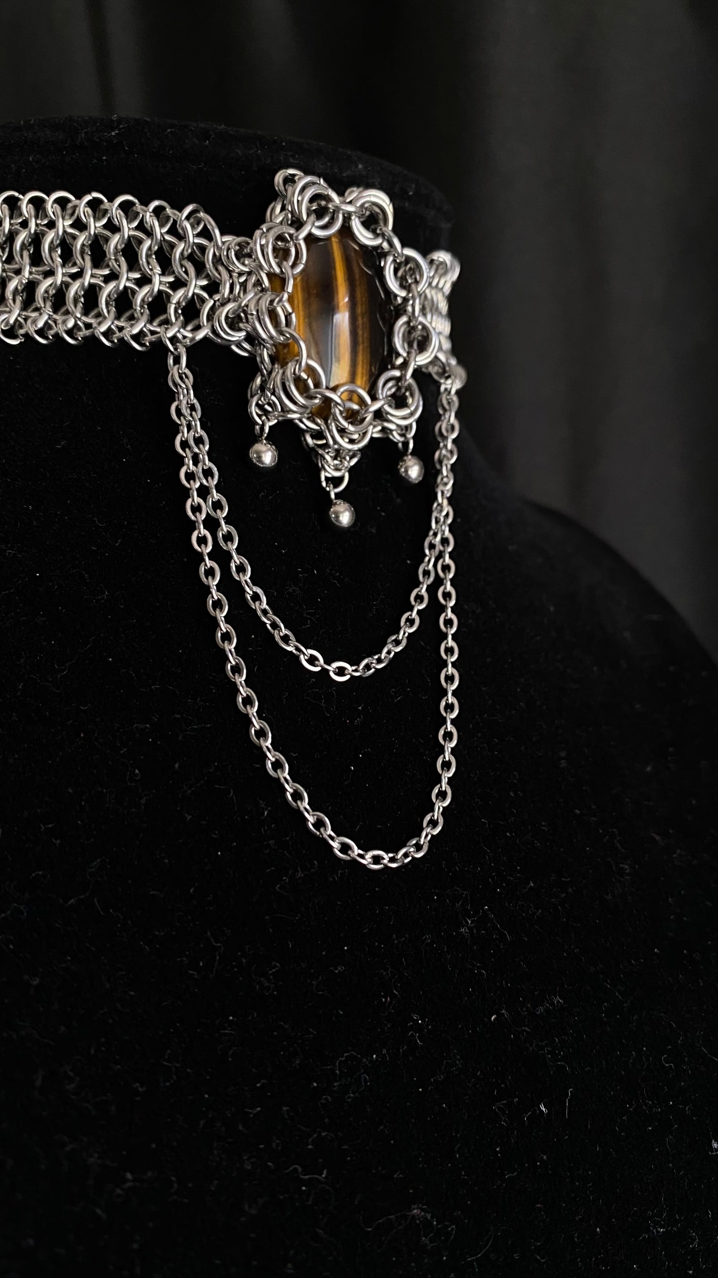 Tiger’s Eye Chainmail Choker