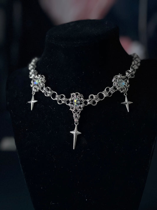 Velaris Chainmail Necklace