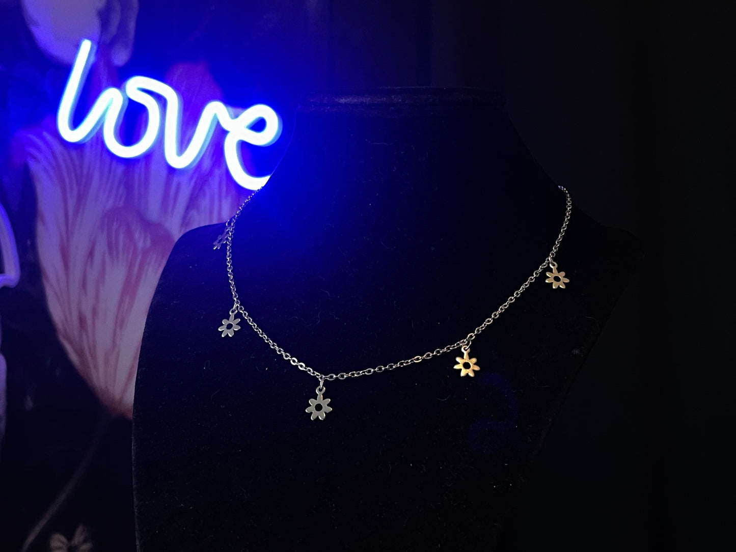 Daisy Chain Necklace