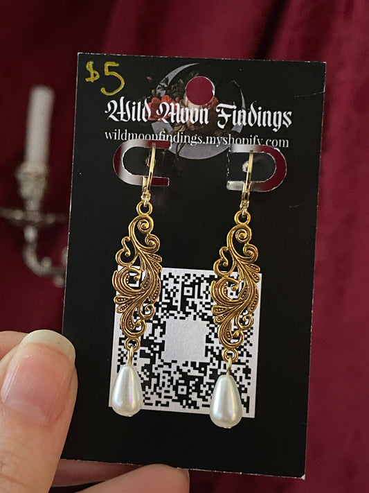 Baroque Dangle Earrings